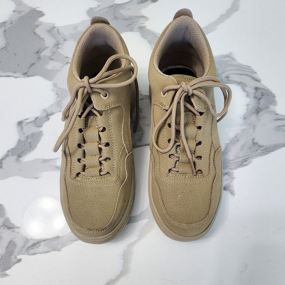 Guang He Safety/Steel Toe Sneakers Sz. 36